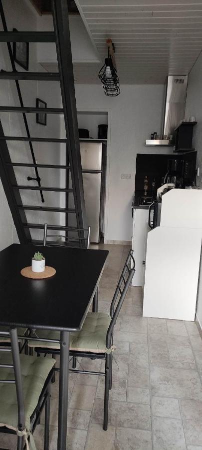 L'Entre-Temps Apartment Chambretaud Ngoại thất bức ảnh
